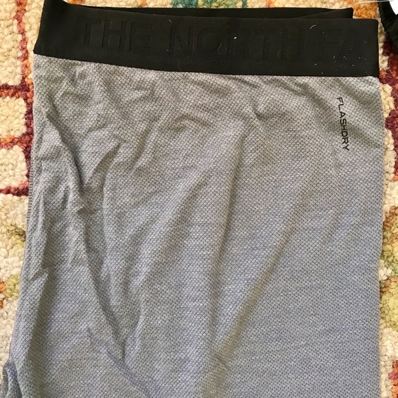 NWT The North Face Women’s Wool Baselayer Tights - Picture 3 of 4